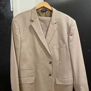 Men’s tan summer suit by Nautica